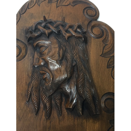 299 - Antique Religious Plaque Of Jesus In Carved Wood 68 x 43 cms