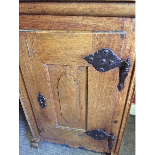 22 - Oak Cupboard With Peg Joints And Ironwork Hinges 84 x 59 x 40 cms