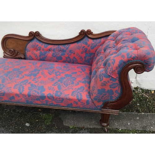 13a - Early Victorian chaise Longue  with mahogany show timber, turned and reeded legs with brass castors.