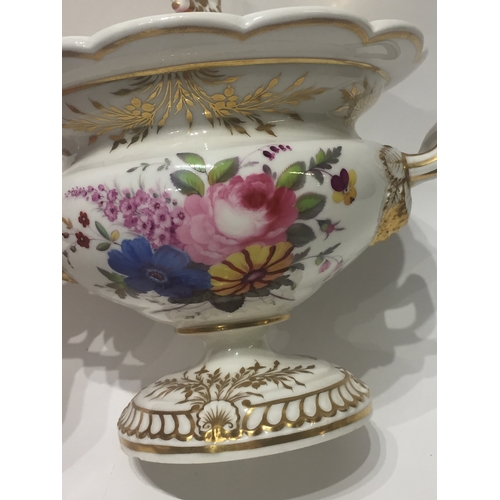 111 - Worcester Chamberlains  Hand Painted Lidded Bowl Circa 19th Century 17cms High