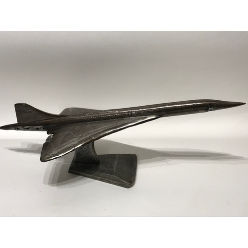 101 - Metal Desk To Model Of Concord. 60 x 22 x 28 cms