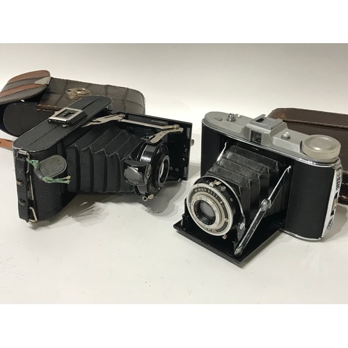 138 - 2 X Vintage Cased Bellow Cameras , Agfa And One Other (2)