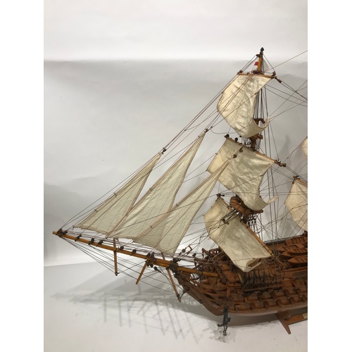 195 - Large Scale Wood Model Of HMS Victory In Full Sail . 100 x 77 cms