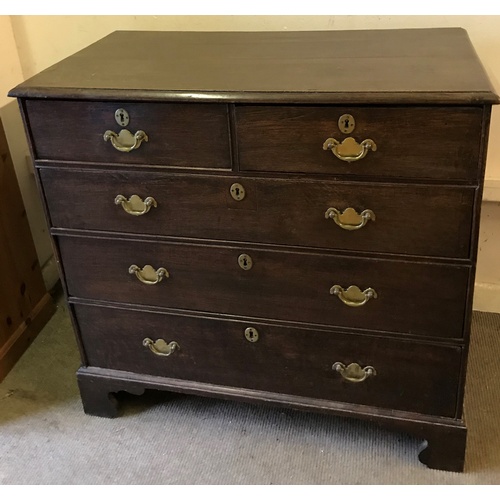 550 - Antique 2 Over 3 Chest Of Drawers . 95 x 50 x 91 cms