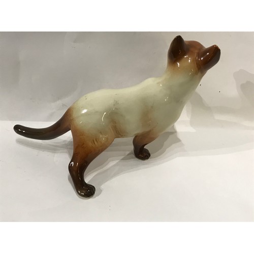 203 - Beswick Cat 17 x 14 cms