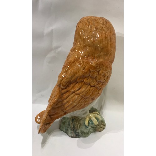 205 - Beswick Barn Owl. 20 cms High