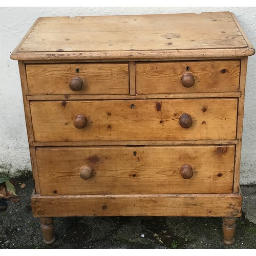 36 - Vintage 2 Over 2 Pine Chest Of Drawers 89 x 48 x 90 cms