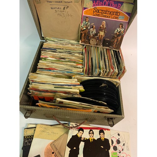 228 - Vintage Collection Of 250 Records 1970's  45 rpm and Ep's In A 1960's Decca Record Player Case To In... 