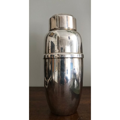 156 - Vintage Silver Plated Cocktail Shaker
19 cms