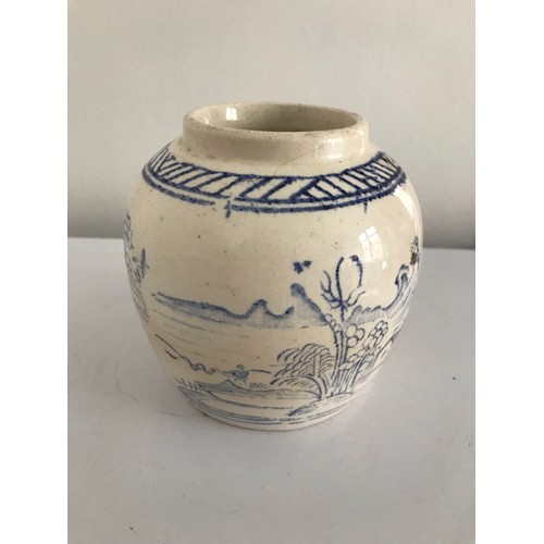 136 - Large Antique Blue And White Provincial Stoneware Oriental Ginger Jar
12 cms h x 12 cms diameter