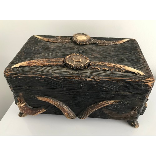 137 - Antique Wooden Tea Caddy Having Extensive Stags Antler Horn Decoration
27 x 17 x 13 cms