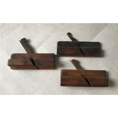 110 - 3 x Antique Wood Moulding Planes