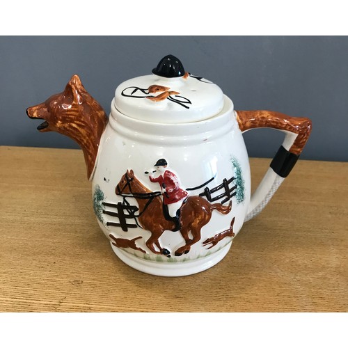 159 - Vintage Hunting Theme Teapot