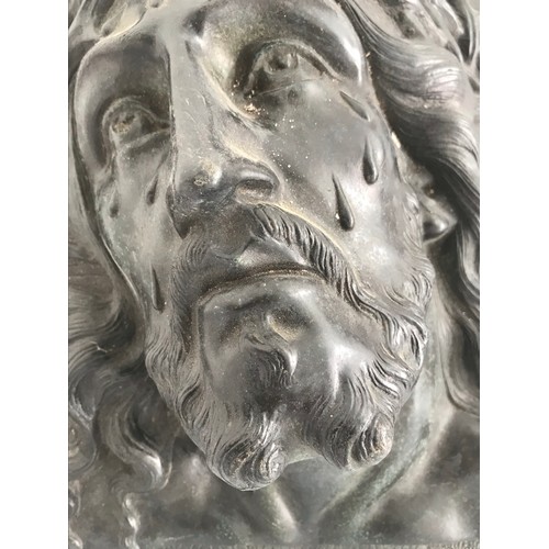 121 - Large Vintage Bronze Plaque Depicting Jesus Christ 
32 x 27 cms