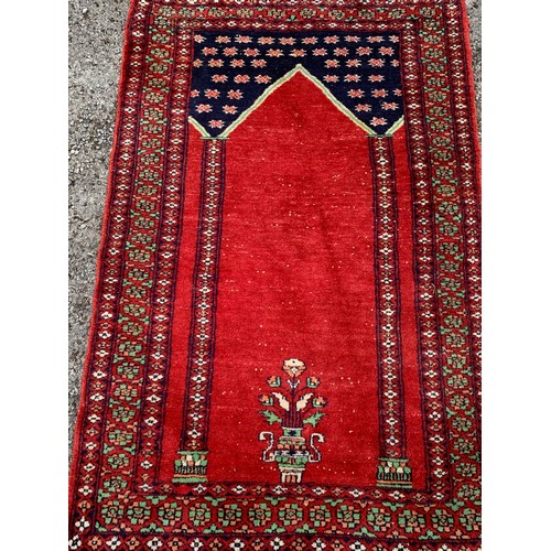 304 - Ground Rug With Motif  134 x 79 cms