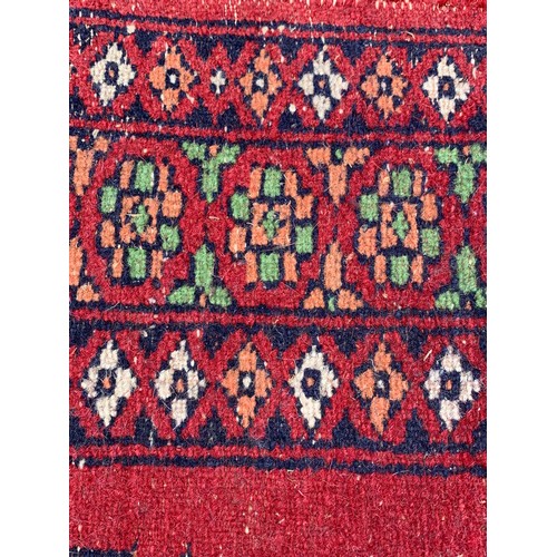 304 - Ground Rug With Motif  134 x 79 cms