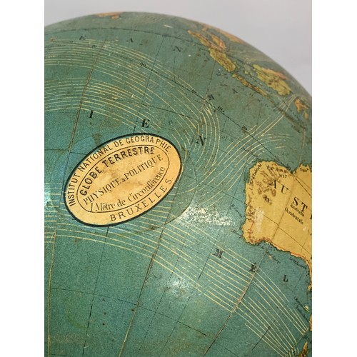 196b - Antique Terrestrial Table Top Globe Standing 55 Cms High.