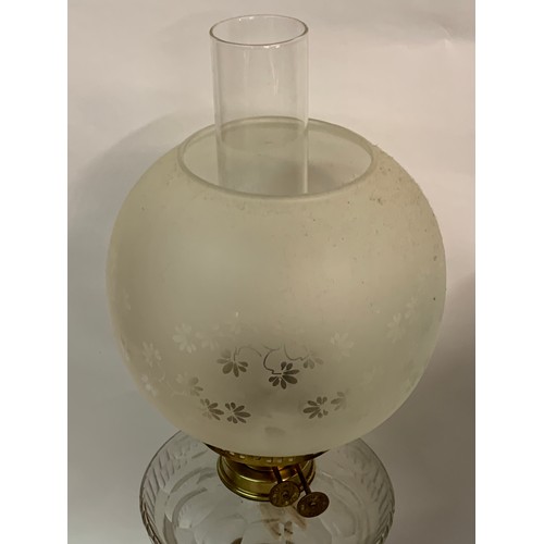 437 - Good Quality Antique Duplex Oil Burning Lamp Of Brass And Glass Construction. 62 cms High