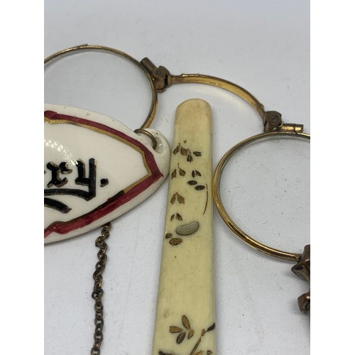 502 - Interesting 14k Gold Spectacles That Metamorphosis  From A  From Magnifying Glass With Enamel Decora... 