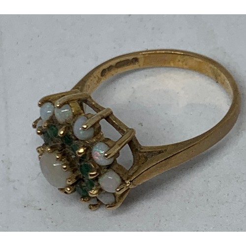 515 - 9 Ct Gold Hallmarked Opel And Emerald Cluster Ring Size L