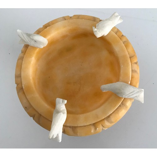 196 - Sienna Marble Grand Tour Style Dish Having 4 Alabaster Doves To The Rim
9 cms h x 12 cms diameter