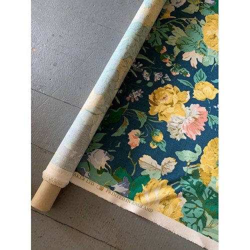 82 - Part Roll Of Vintage Country House Textile. 138 cms drop.