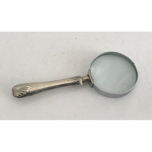 239 - Antique Hallmarked Silver Handled Magnifying Glass Sheffield 1919
13.5 long x 5 cms diameter