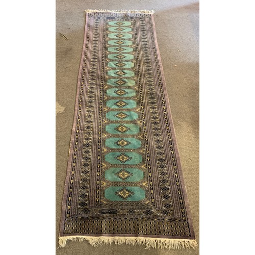 325 - Decorative Runner With Central Pattern 250 x 79 cms