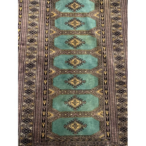 325 - Decorative Runner With Central Pattern 250 x 79 cms