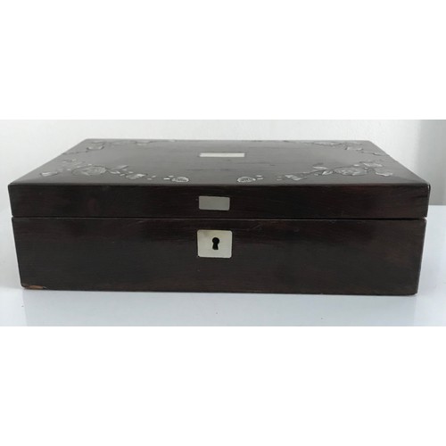 141 - Antique Rosewood Box With Mother Of Pearl Decoration
21 x 14 x 6 cms