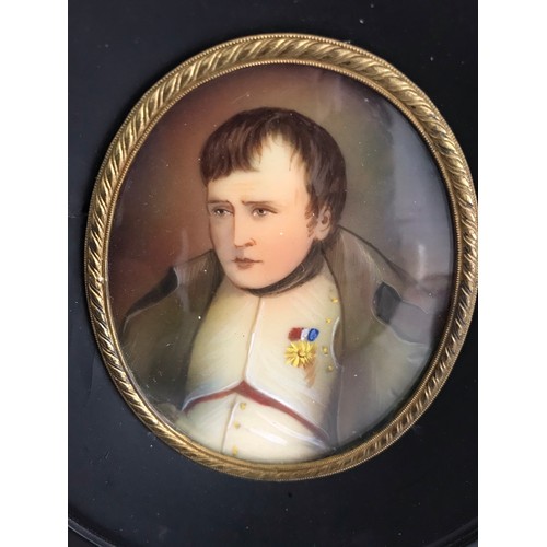 116 - Vintage Hand Painted Framed Miniature Of NAPOLEON 
14 x 16 cms