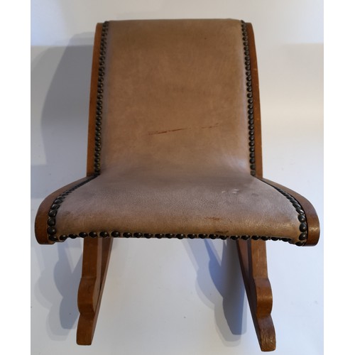 95 - Vintage Gout Stool