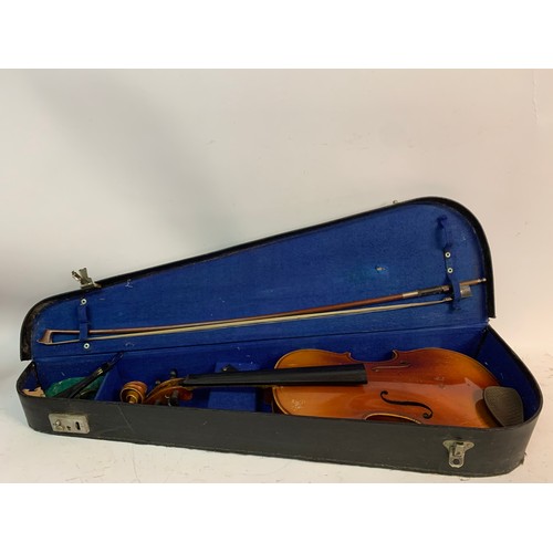 557 - Cased Vintage Violin With Bow