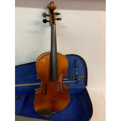 557 - Cased Vintage Violin With Bow