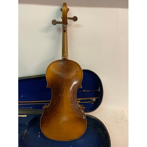 561 - Vintage Cased Violin And Bow