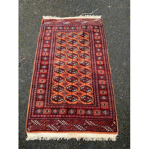 625 - Decorative Ground  Rug 155 x 91 cms