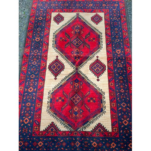 627 - Decorative Ground Rug With Central Pattern  145 x 92 cms