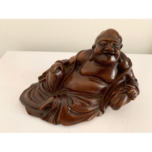 150 - Vintage Carved Wooden Buddha Having Original Label To Base
17 x 10 x 10 cms h