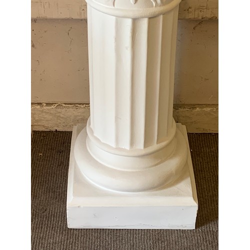 34 - Ceramic Column / Stand 34 x 34 x 82 cms