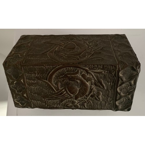 114 - Antique Vintage Repusee Brass Covered Medieval Style Casket
21 x 15 x 19 cms h