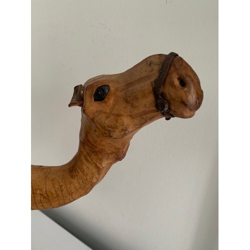 100 - Vintage Leather Clad Camel Statue
34 x 10 x 31 cms h