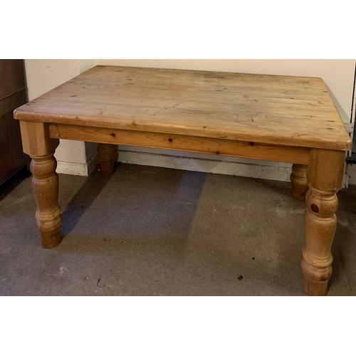 17 - Chunky Pine Farmhouse Table. 152 x 92 78 cms .