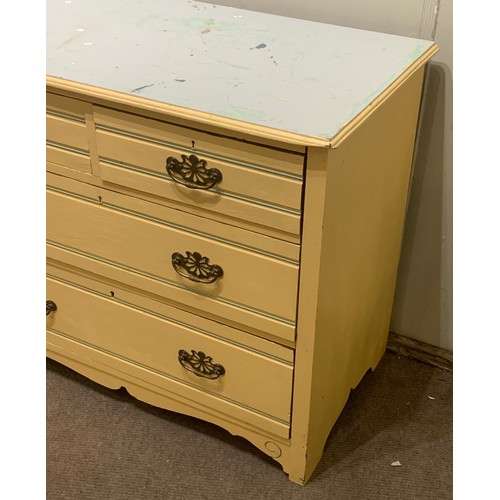 18 - Painted Two Over Two Chest Of Drawers. 92 zx 51 x 77 cms