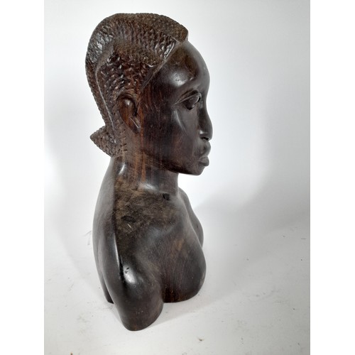 99 - Tribal Art Carved Wood Bust of a Woman, 20cm high