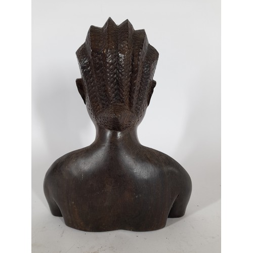 99 - Tribal Art Carved Wood Bust of a Woman, 20cm high