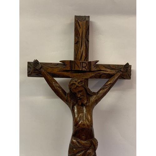 251a - Good Quality Antique Carved Wood Crucifix. 63 x 25 cms