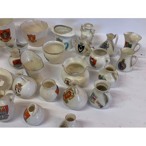 313 - Good Quantity Of Crested ware Ceramics