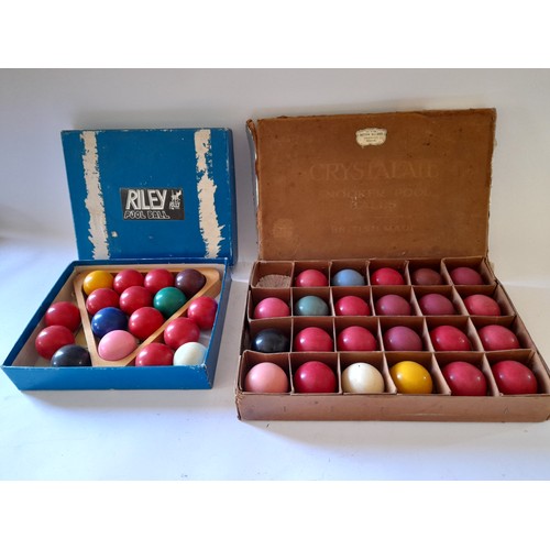 162 - 2 x boxes of Billiard/Snooker balls. Riley and  Crystalate snooker balls supplied by Western Billiar... 