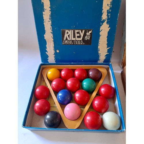 162 - 2 x boxes of Billiard/Snooker balls. Riley and  Crystalate snooker balls supplied by Western Billiar... 