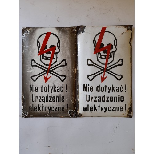 173 - 2 x Continental Danger Signs 25cm x 15cm